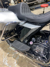 Load image into Gallery viewer, 1997-2008 Harley Davidson Touring Side Cover FXR Style
